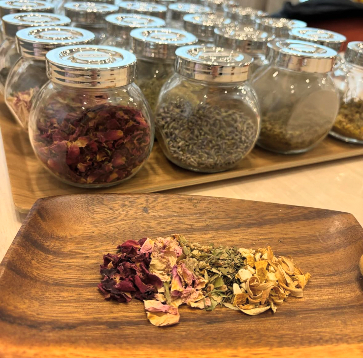 おかま直伝よもぎ蒸し「隠れ家サロン-癒きんこ」~そうだ！よもぎ蒸しへ行こう~